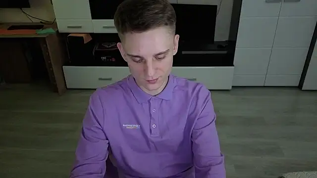 angryzan's cam snapshot