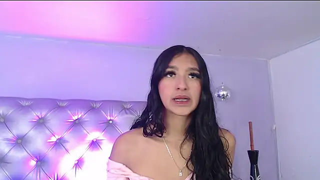 SilvanyMontana's cam snapshot