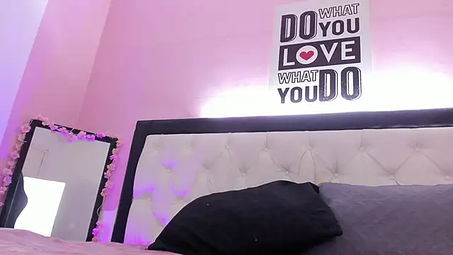 Barbieteeen's cam snapshot