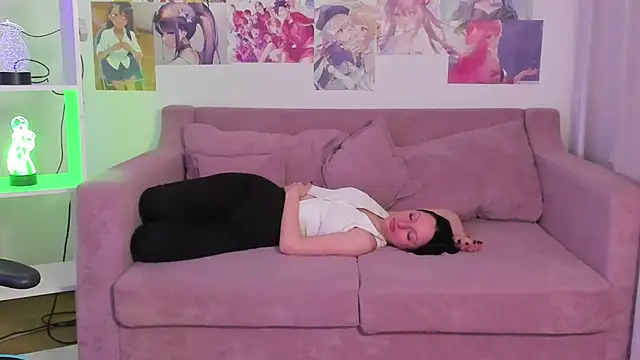 NaomiBlakes's cam snapshot