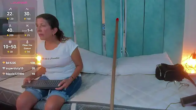 Keyla_Milf's cam snapshot