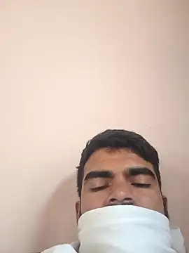 SilentIncoming's cam snapshot