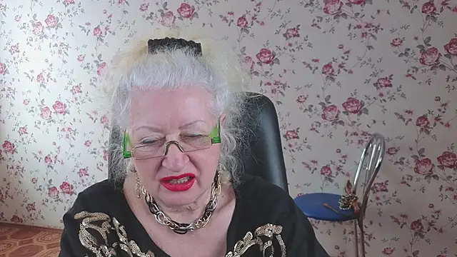 Maya_Mayflower's cam snapshot