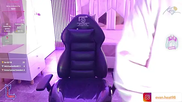 Livglow_tay's cam snapshot