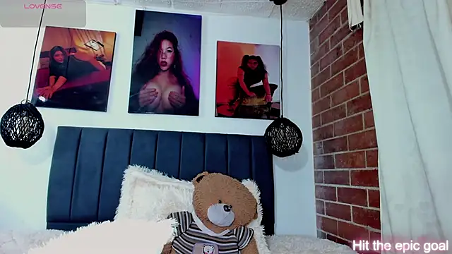 kyliejenner_hot's cam snapshot