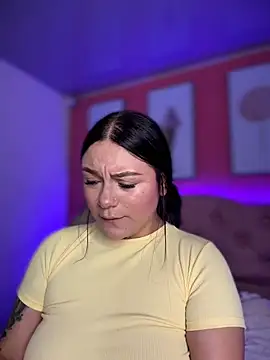 Megaan__More's cam snapshot