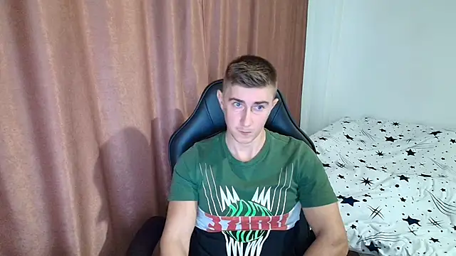 PowerMuscle live sex cam