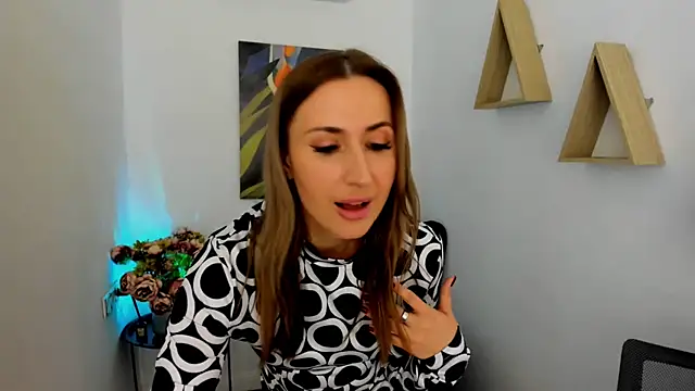 PassionGlow live sex cam