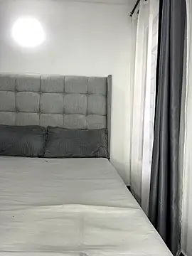 prettiepearl live sex cam