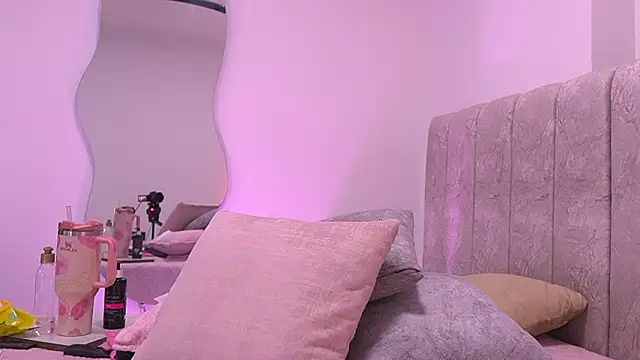 violeta_aroca's cam snapshot