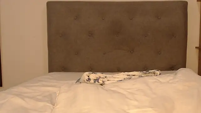 lolapazz's cam snapshot