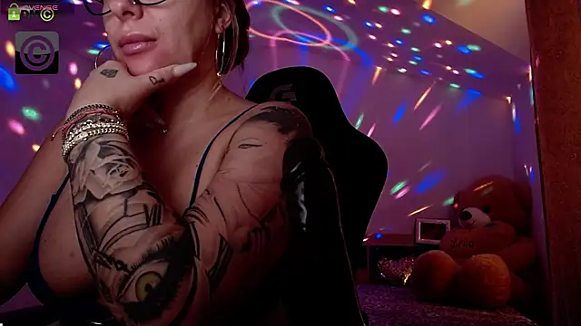 SonyaDevon's cam snapshot