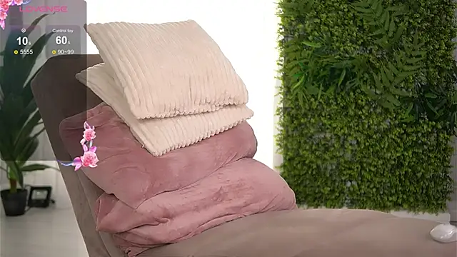 FreyaHeart's cam snapshot