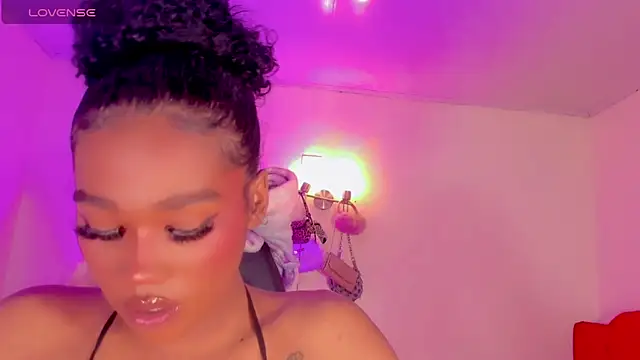 naomy__xx live sex cam