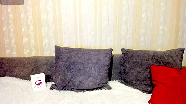 Sweet_pussynikol's cam snapshot