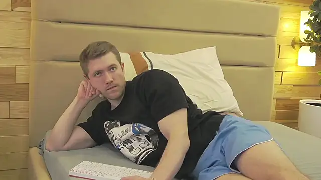 EthanPinkman's cam snapshot