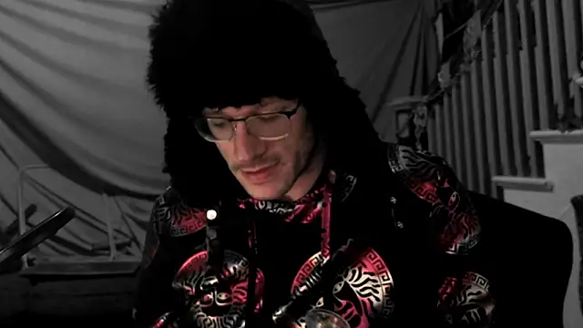 MasterDaddyCool's cam snapshot