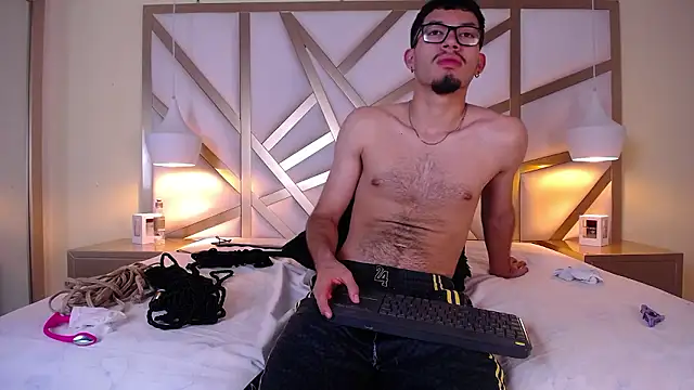 Jaxon_Carter's cam snapshot