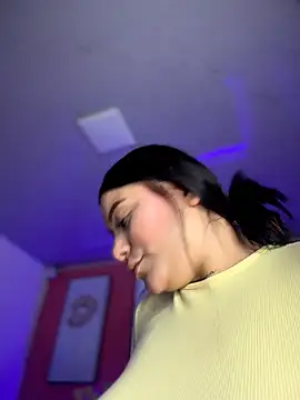 Megaan__More's cam snapshot