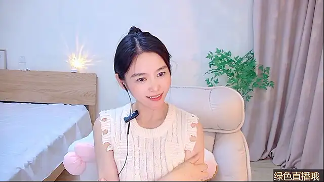 Coco-Sweetie live sex cam