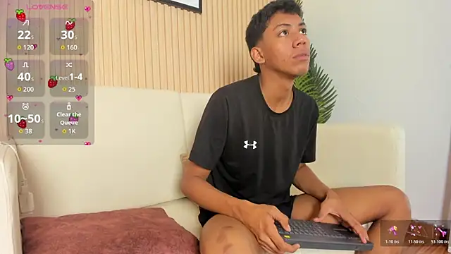 Brunette__boy's cam snapshot