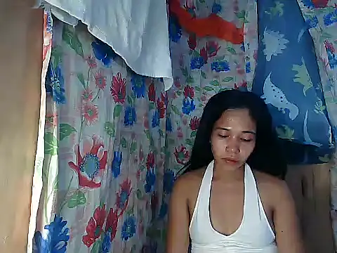 PinaySkinnyGirl live sex cam