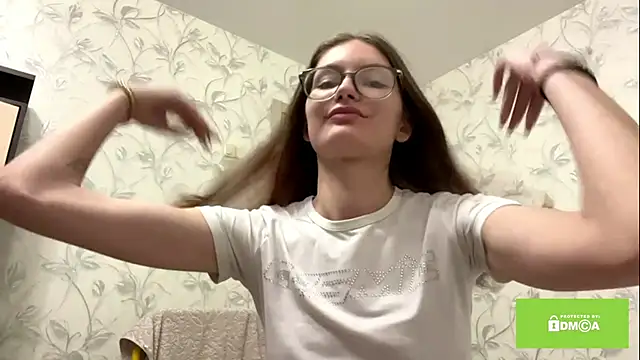 VirgieVoter live sex cam