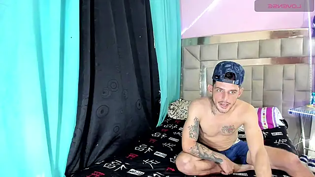 Sexybigjefffx live sex cam