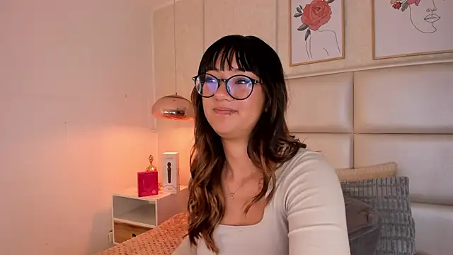 Aily_Yozuko's cam snapshot