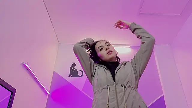 Analuciaa_'s cam snapshot