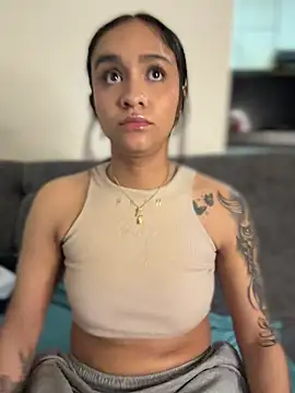 Isabella-Teen's cam snapshot