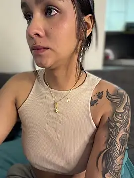 Isabella-Teen's cam snapshot