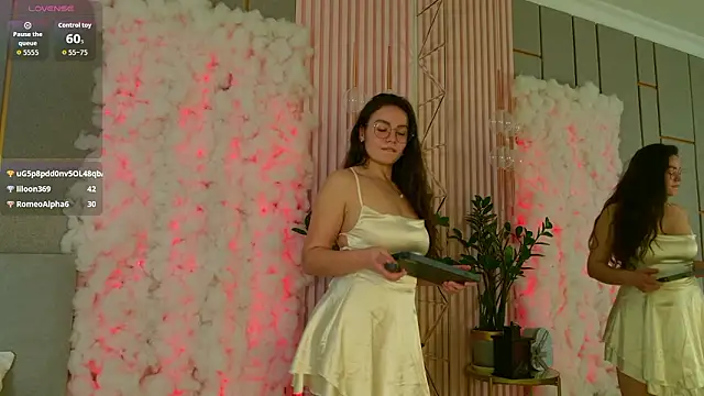 GabiBatista's cam snapshot