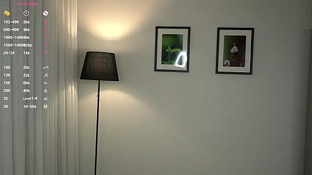 MonetLeitman's cam snapshot