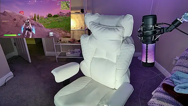 skimpysushi's cam snapshot