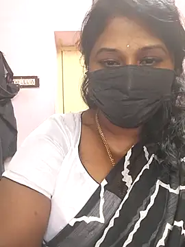 chaitara-reddy's cam snapshot