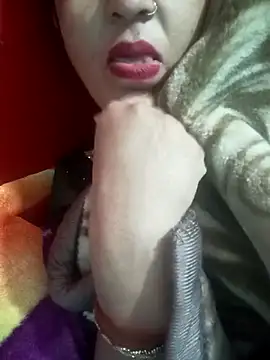 Priya_089's cam snapshot