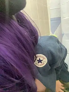 Lucy_YupiSweet's cam snapshot