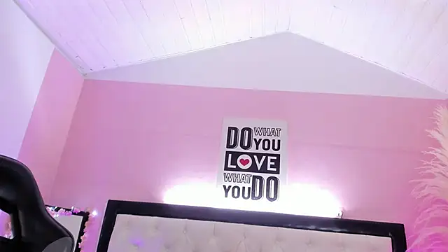 Barbieteeen's cam snapshot