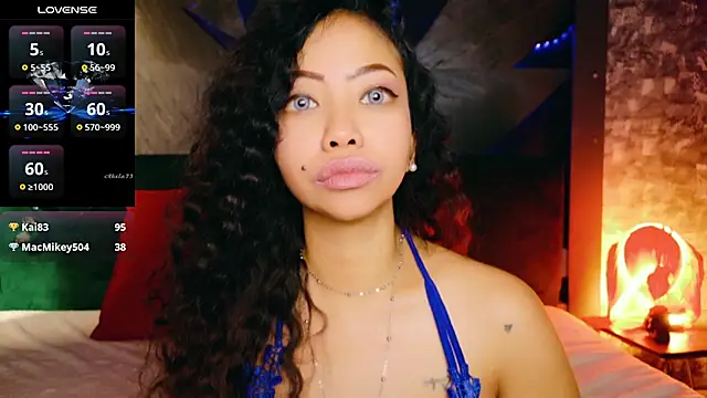 ElyaQuinn's cam snapshot