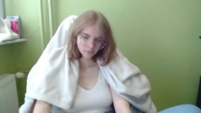 juicyPenny's cam snapshot