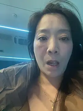 xiangxiang-love's cam snapshot