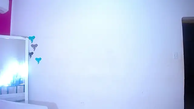 ebonny_suggarmommy1's cam snapshot