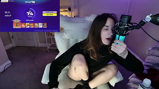 skimpysushi's cam snapshot