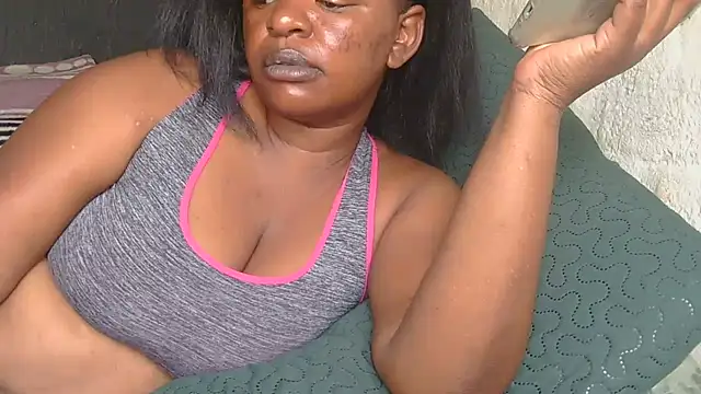 ebony_rose11's cam snapshot