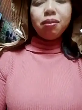 TRIEUTRIEU20's cam snapshot