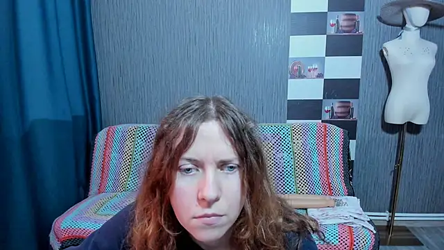 pa1e_pr1ncess's cam snapshot