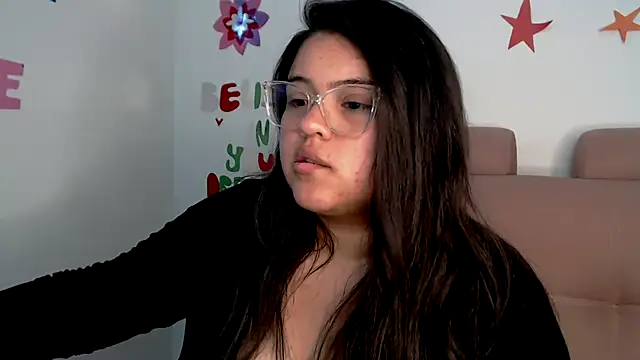 lizzie_c's cam snapshot