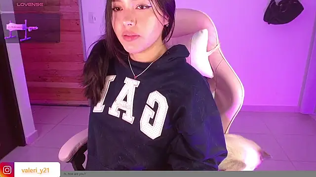 Moonbell_bell's cam snapshot