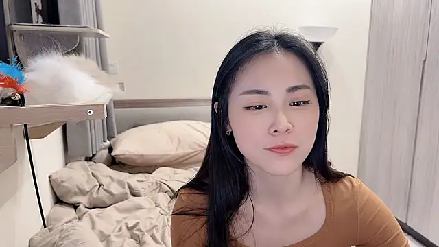 BabyOneDaily's cam snapshot